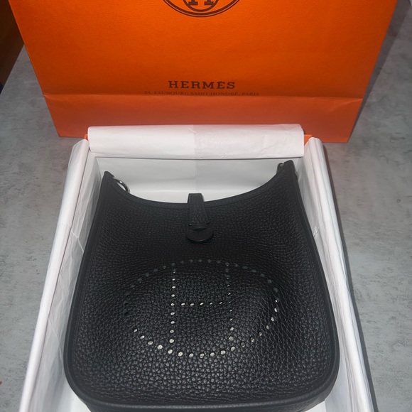 Hermes Evelyn TPM clemence Black - Picture 5 of 11